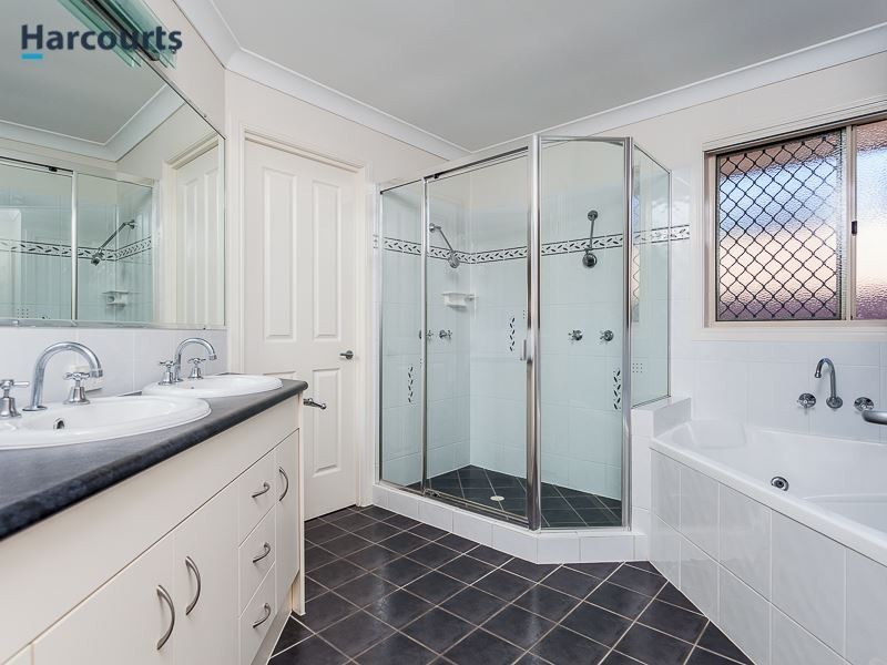 34 Topaz Drive, Mango Hill QLD 4509