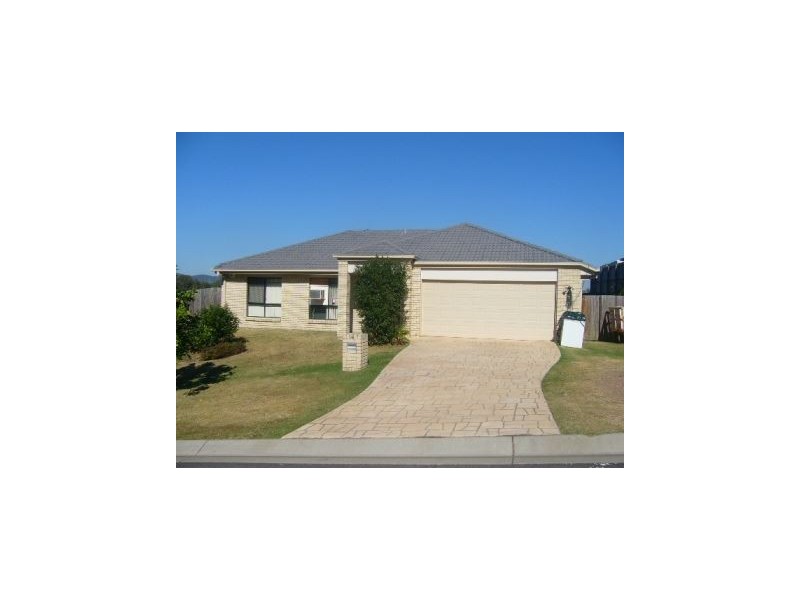 4 Quandong Crescent, Arana Hills QLD 4054