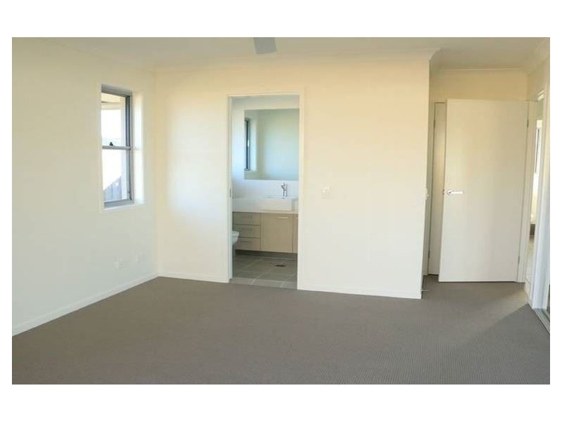 9 Macadamia Street, Mango Hill QLD 4509