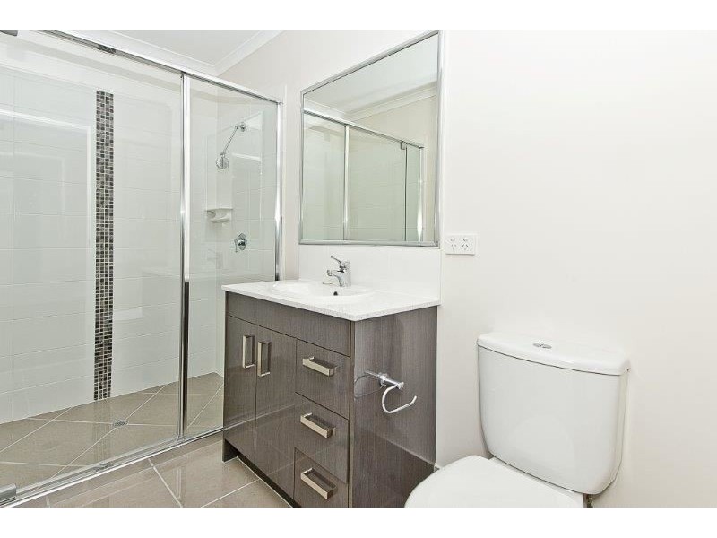 2/10 Mint Crescent, Griffin QLD 4503