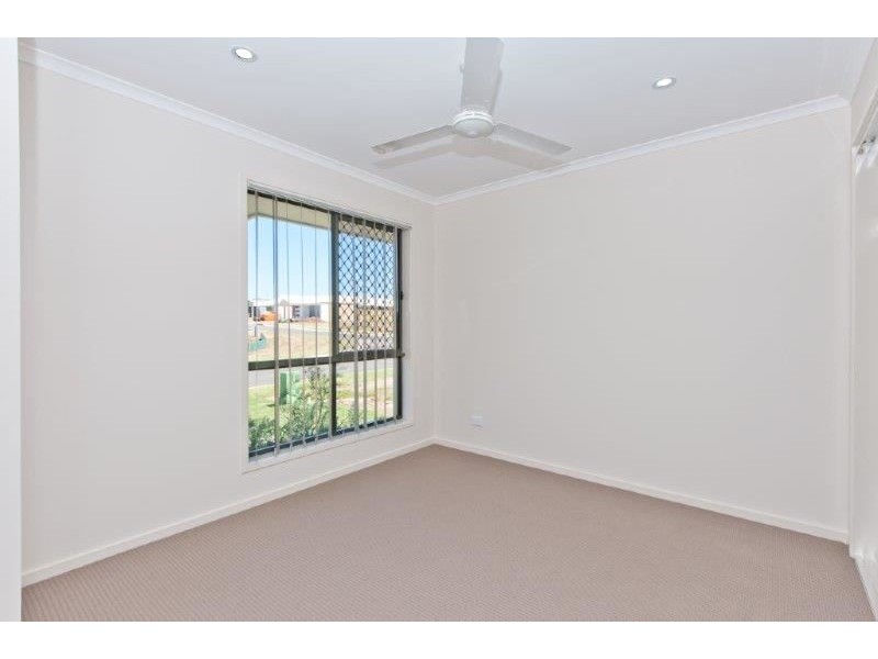 8 Cardamom Close, Griffin QLD 4503