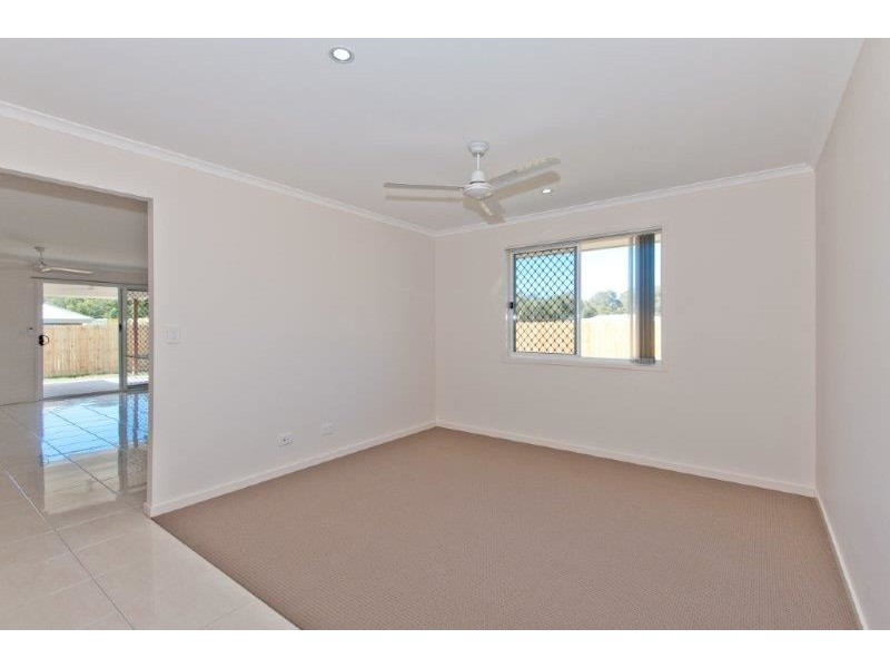 90 Fern Parade, Griffin QLD 4503