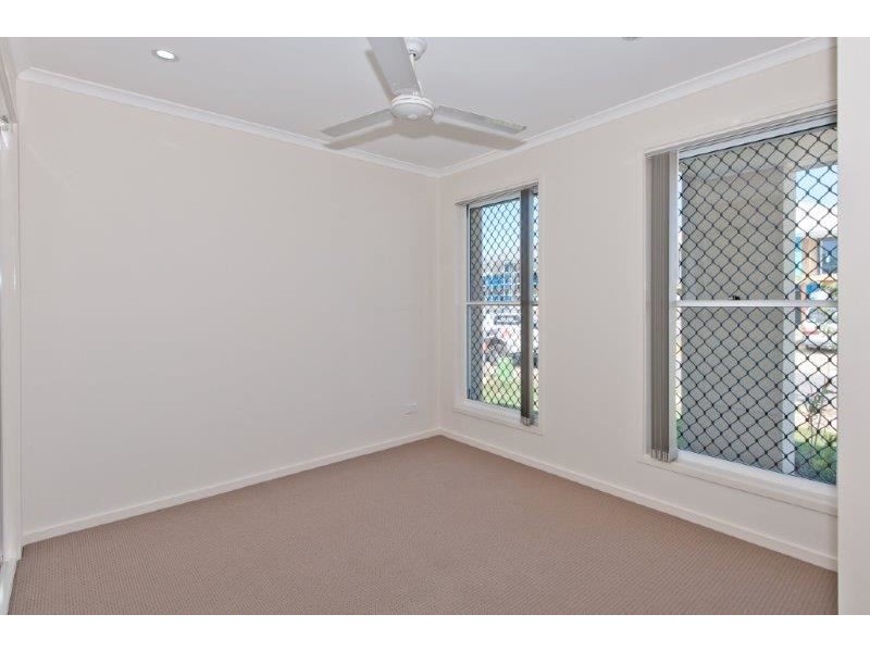 90 Fern Parade, Griffin QLD 4503
