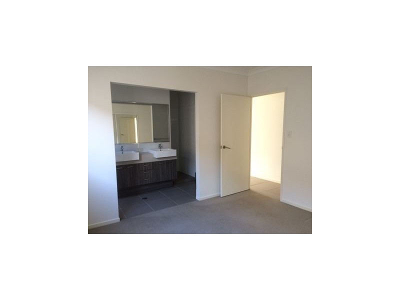 67 Greene Street, Rothwell QLD 4022