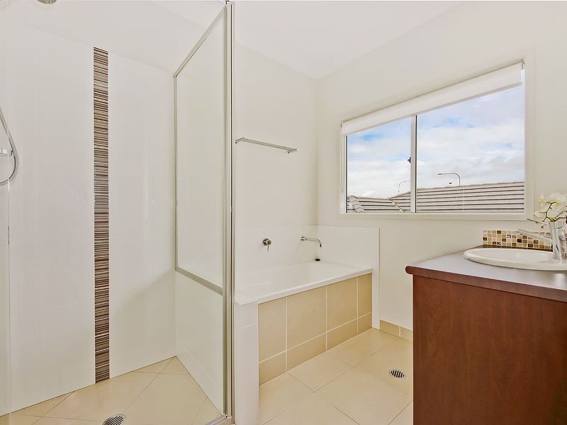 46 Chrysler Parade, North Lakes QLD 4509