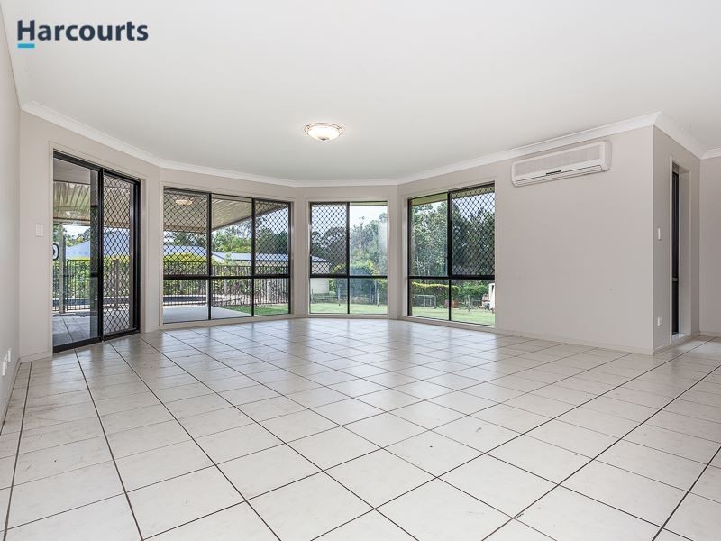 111 Burgundy Drive, Morayfield QLD 4506