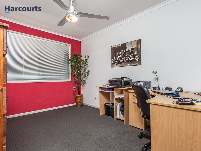 5 Alexander Crescent, Morayfield QLD 4506