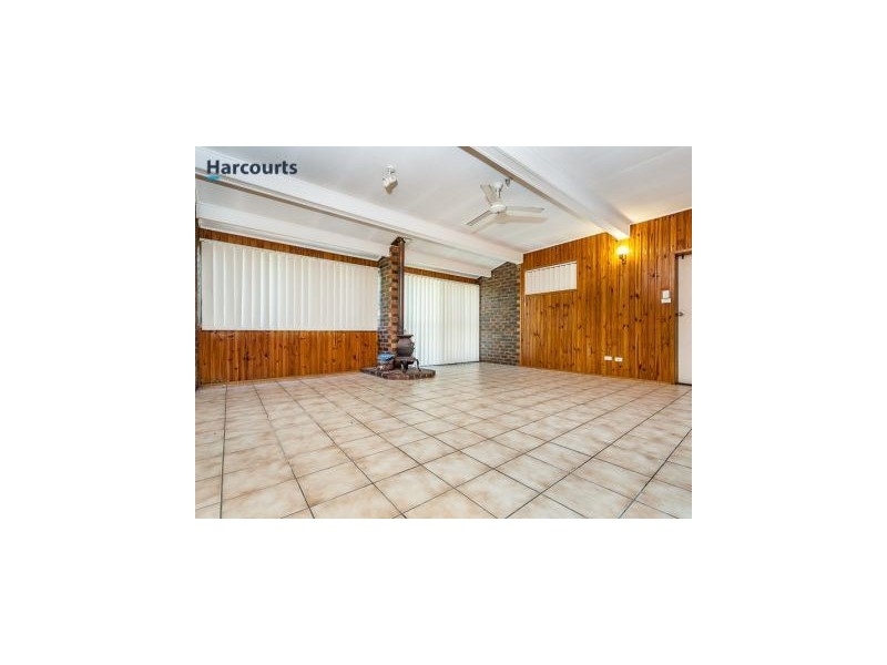 12 Valiant Crescent, Strathpine QLD 4500