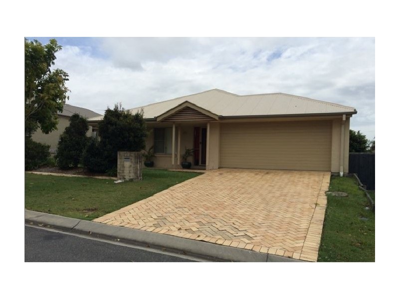 10 Dotterel Crescent, North Lakes QLD 4509