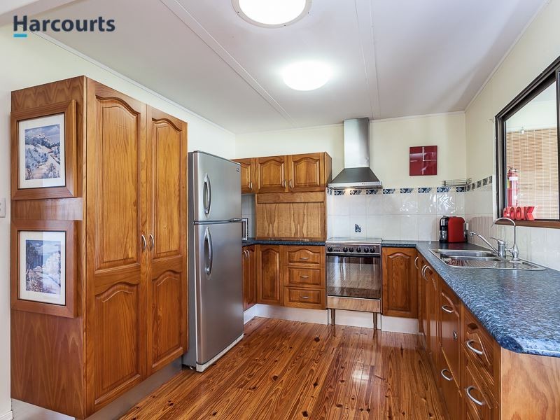 95 Esplanade, Toorbul QLD 4510