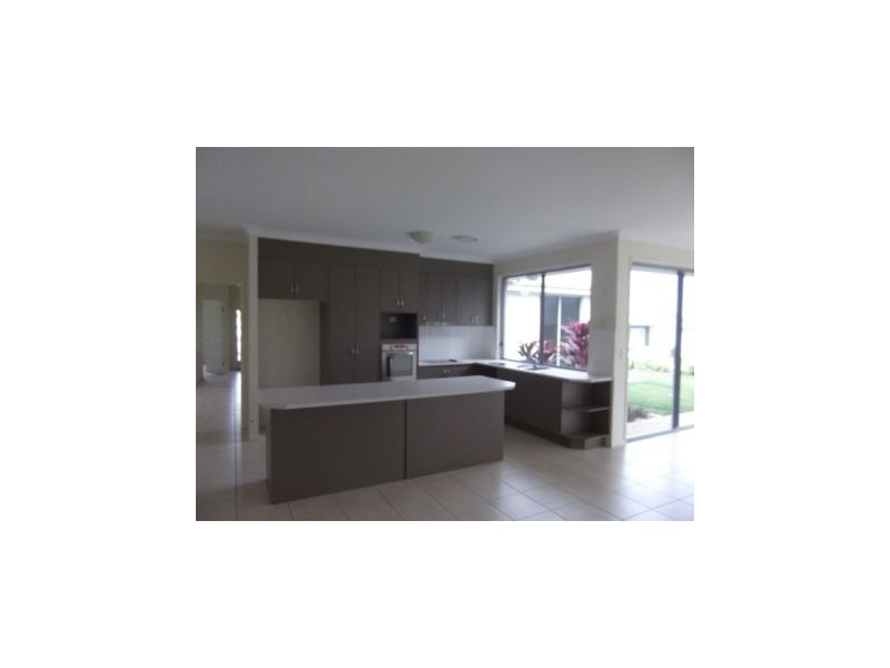 10 Gleeson Street, North Lakes QLD 4509