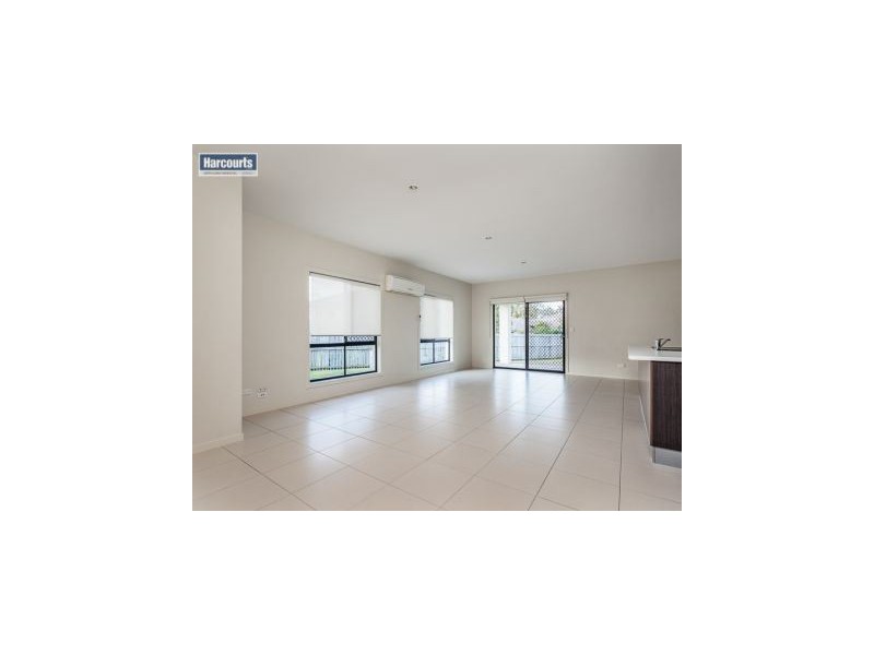 10 Dingo Street, North Lakes QLD 4509