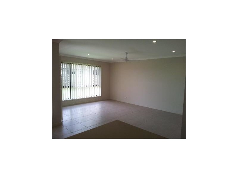8 Portmarnock Street, North Lakes QLD 4509