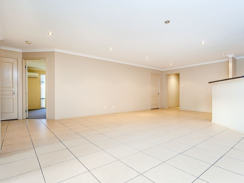 27 Morwell Crescent, North Lakes QLD 4509