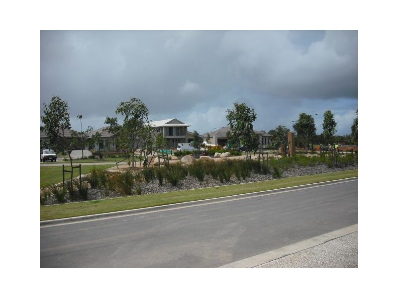 27 Klien, North Lakes QLD 4509