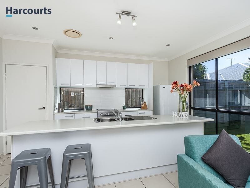 9 Millettia Close, North Lakes QLD 4509