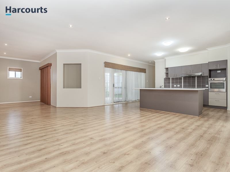 21 Douglas Circuit, North Lakes QLD 4509