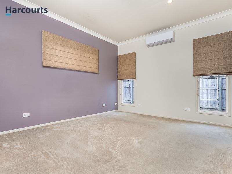 21 Douglas Circuit, North Lakes QLD 4509