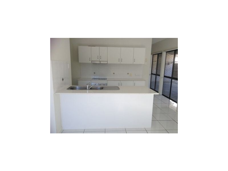 15 Wallaroo Circuit, North Lakes QLD 4509