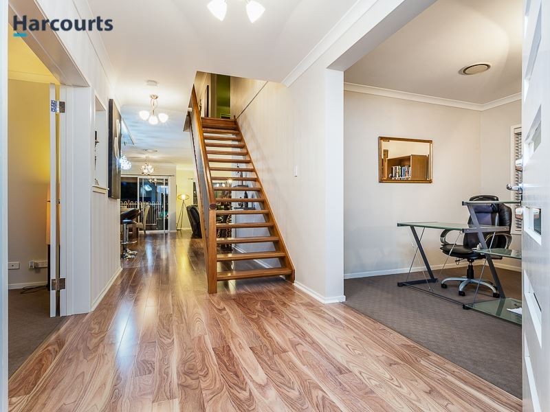 28 Elkington Circuit, North Lakes QLD 4509