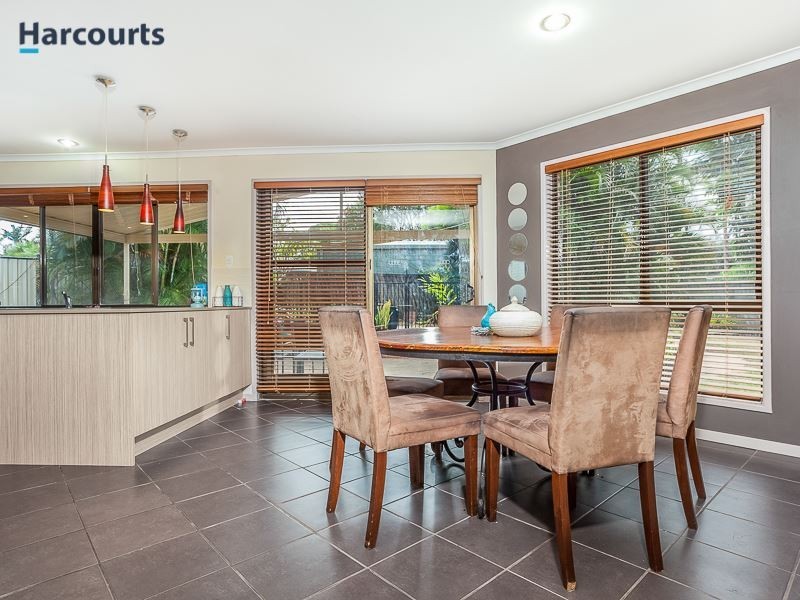 21 Alexander Crescent, Morayfield QLD 4506