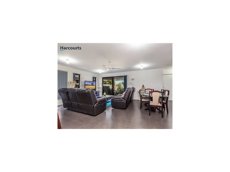 15 Moonie Crescent, North Lakes QLD 4509