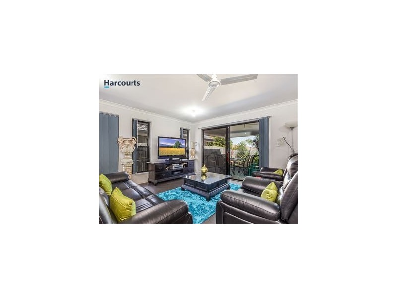 15 Moonie Crescent, North Lakes QLD 4509