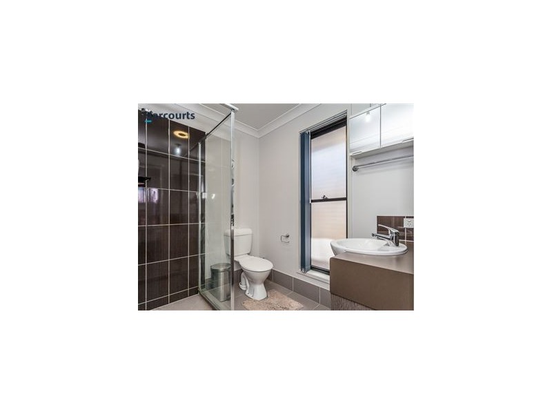 15 Moonie Crescent, North Lakes QLD 4509