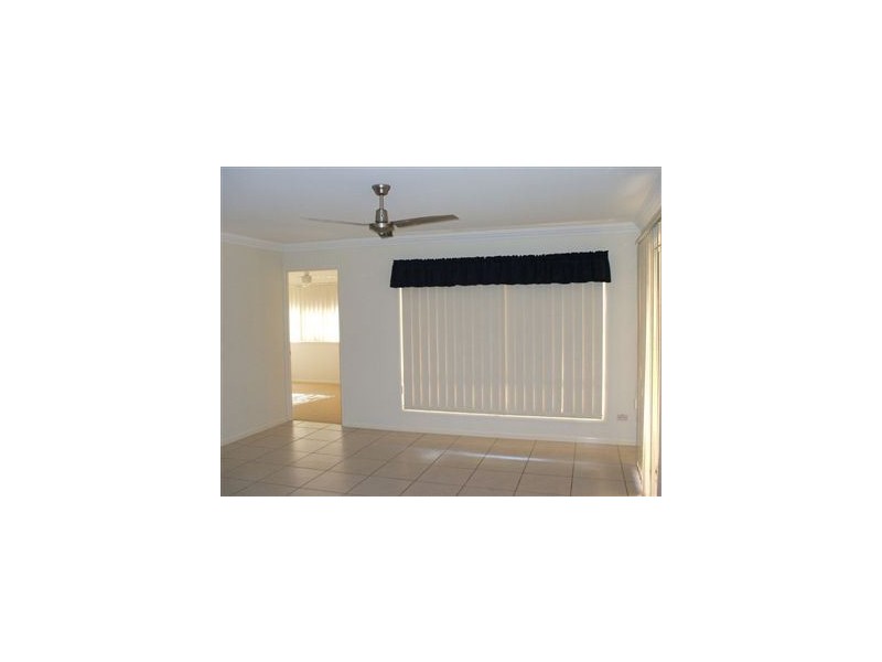 10 Crawford Street, North Lakes QLD 4509