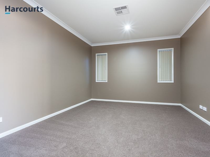 17 Markwell Crescent, Mango Hill QLD 4509