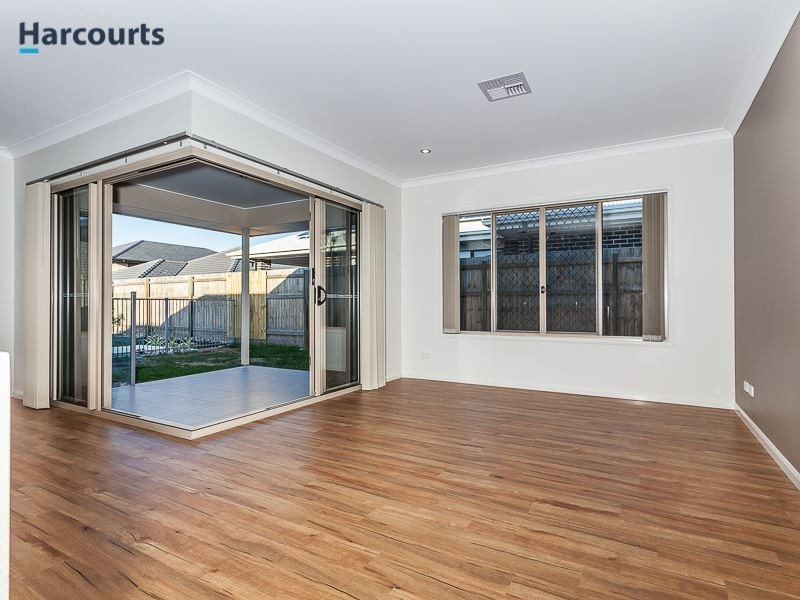 17 Markwell Crescent, Mango Hill QLD 4509