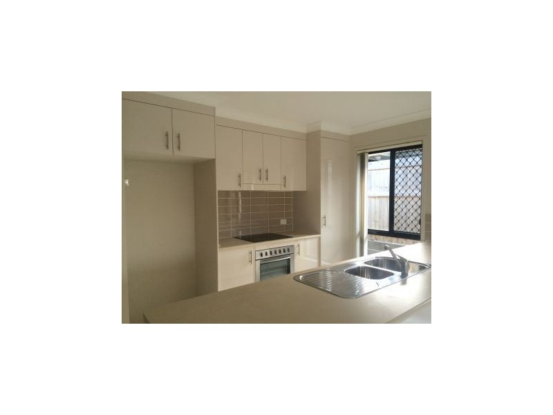 36 Sears Parade, North Lakes QLD 4509