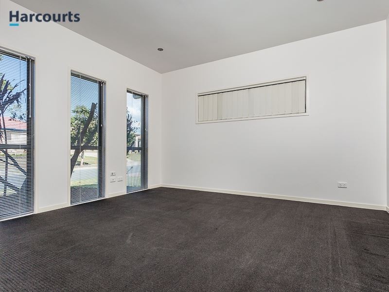 18 Possum Parade, North Lakes QLD 4509