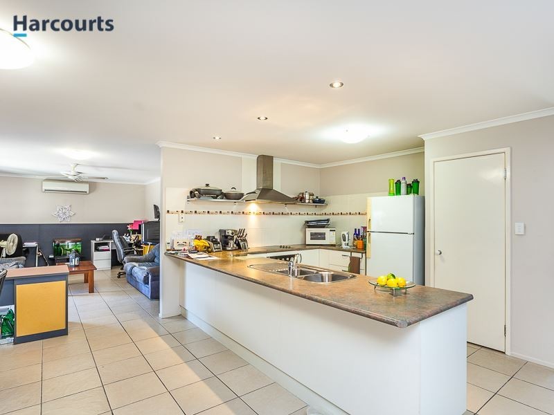 29 Baybreeze Crescent, Murrumba Downs QLD 4503