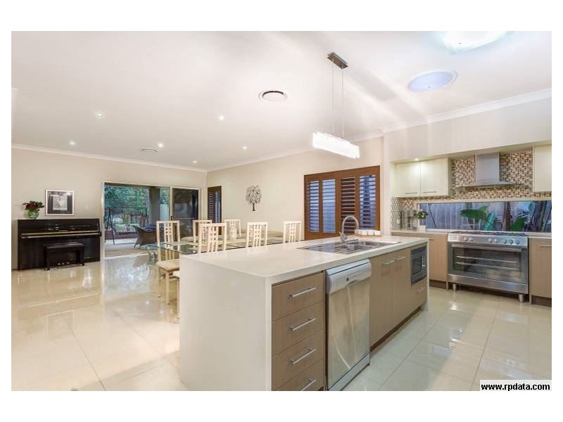 40 Forrestal Circuit, North Lakes QLD 4509