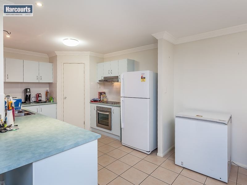 22 Dotterel Crescent, North Lakes QLD 4509