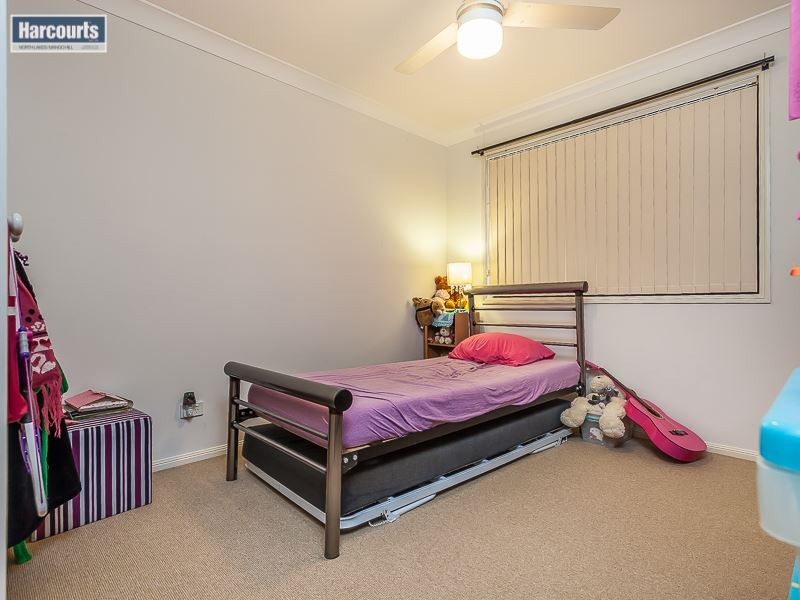 22 Dotterel Crescent, North Lakes QLD 4509