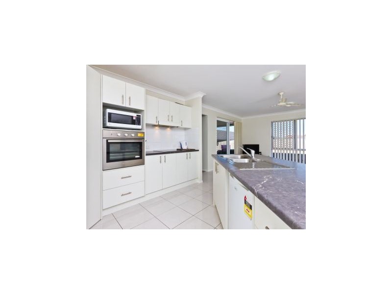 11 Carramar Street, Rothwell QLD 4022
