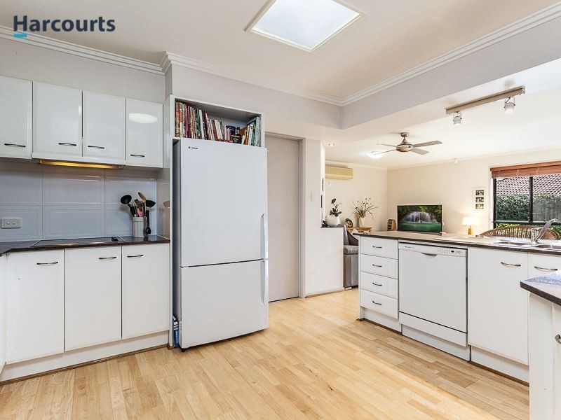 16 Songlark Court, Mango Hill QLD 4509