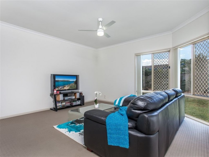 20 Echidna Parade, North Lakes QLD 4509