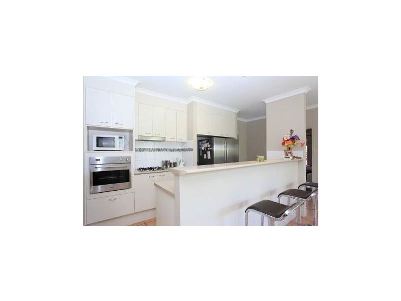 33 Cottonwood Circuit, North Lakes QLD 4509