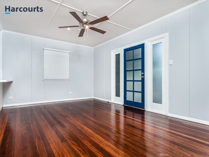 20 Andrew Street, Kallangur QLD 4503