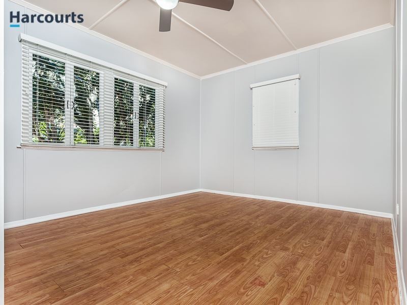 20 Andrew Street, Kallangur QLD 4503