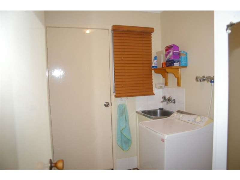 37 Melinda Court, Kallangur QLD 4503