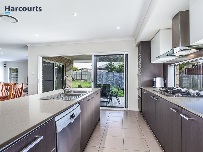 22 Kingdom Circuit, North Lakes QLD 4509