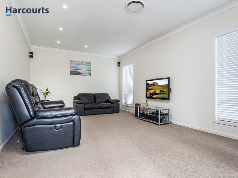 22 Kingdom Circuit, North Lakes QLD 4509