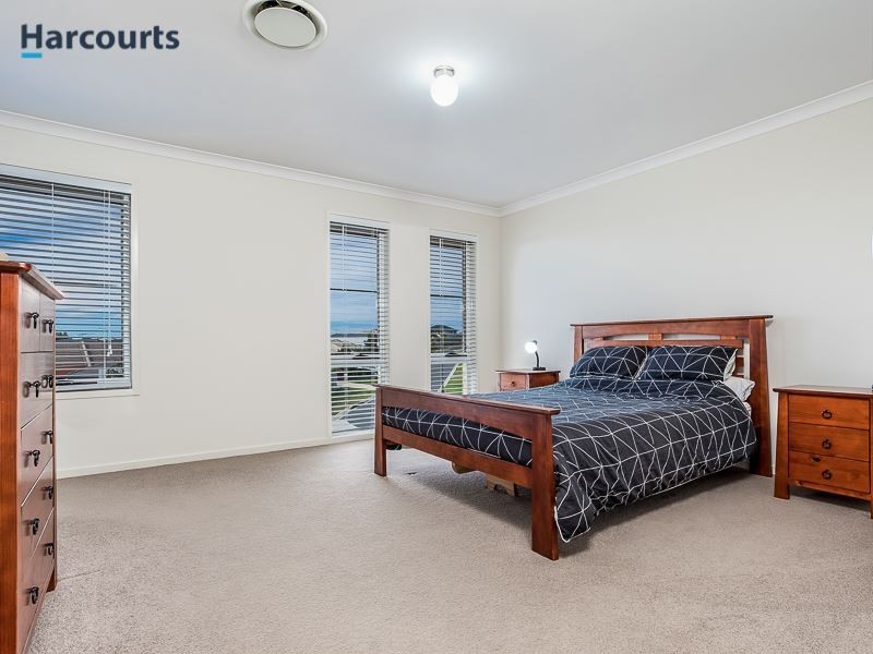 22 Kingdom Circuit, North Lakes QLD 4509