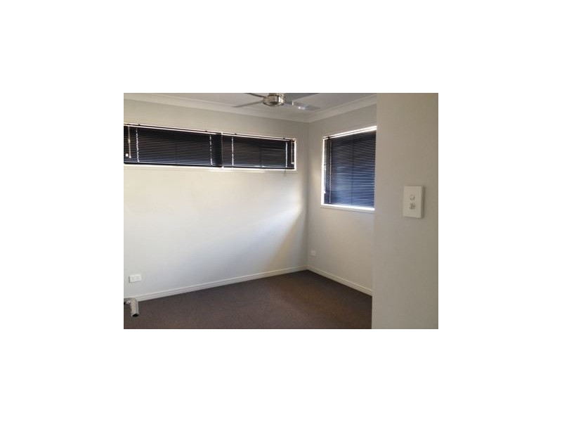 16 Calder Street, North Lakes QLD 4509