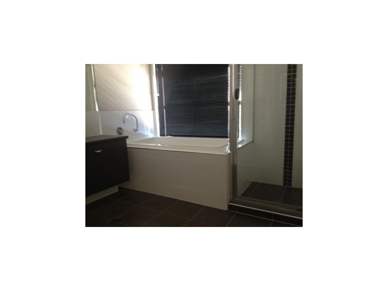 16 Calder Street, North Lakes QLD 4509