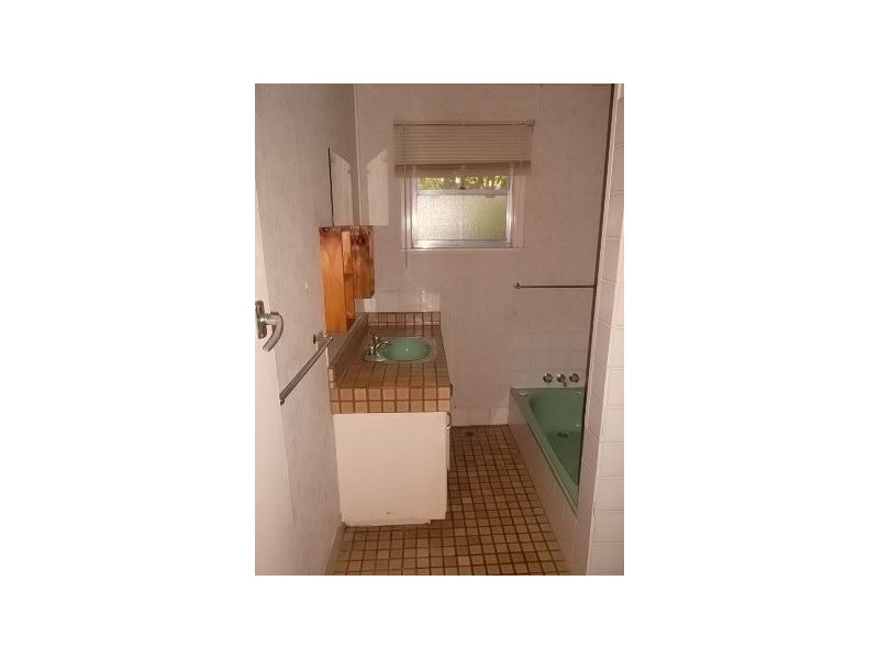 16 Old Gympie Road, Kallangur QLD 4503